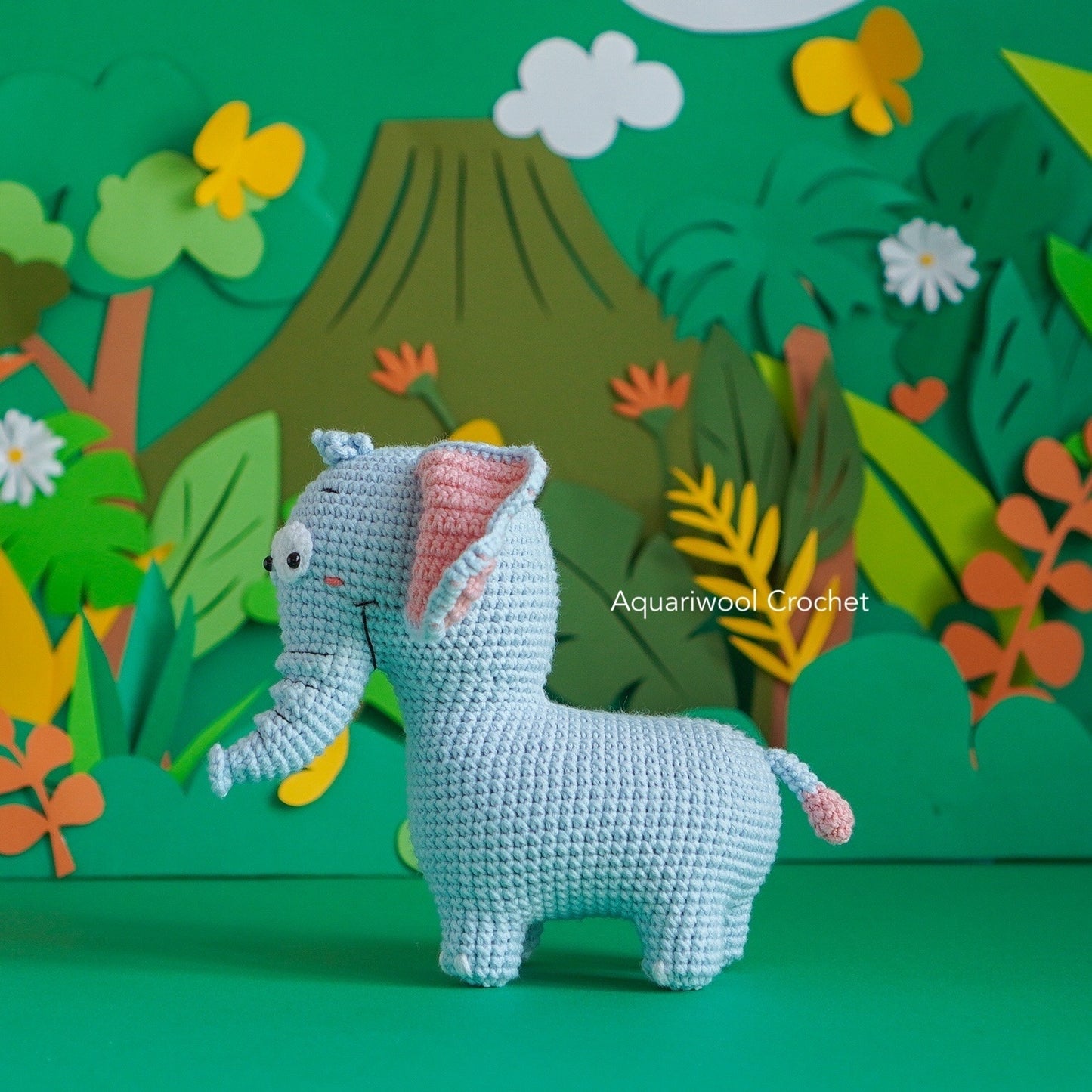 Alice au pays des merveilles (Amigurumi Pattern/Amigurumi Crochet Pattern/Crochet Amigurumi Pattern by Aquariwool)