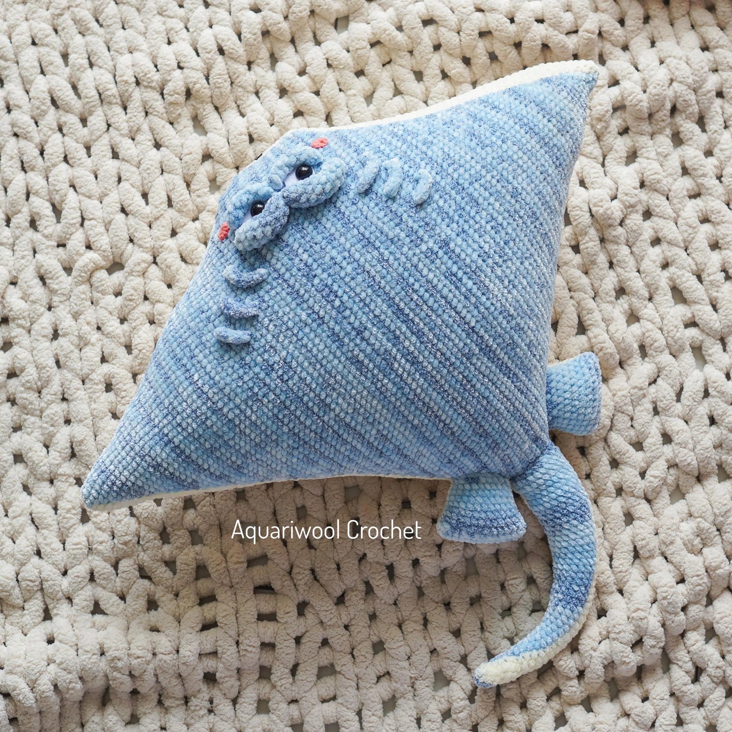 Alice au pays des merveilles (Amigurumi Pattern/Amigurumi Crochet Pattern/Crochet Amigurumi Pattern by Aquariwool)