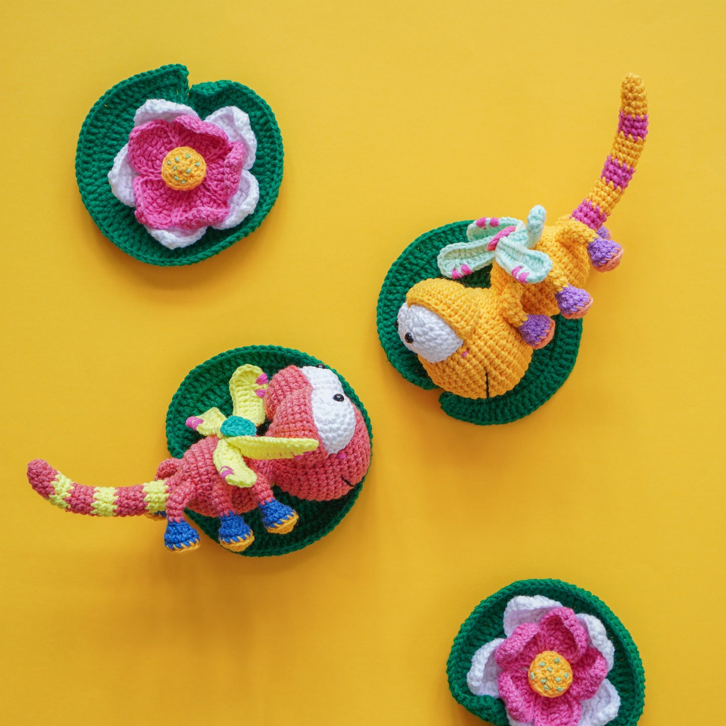 Dragonfly & Frogs Crochet Pattern: Amigurumi Toy (PDF)