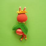 Load image into Gallery viewer, Queen Ant Crochet Pattern by Aquariwool Crochet (Crochet Doll Pattern/Amigurumi Pattern for Baby gift)
