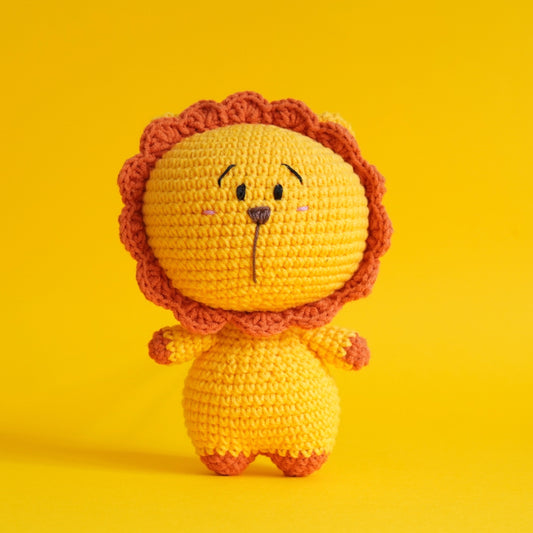 Leo The Lion (Free Patterns)