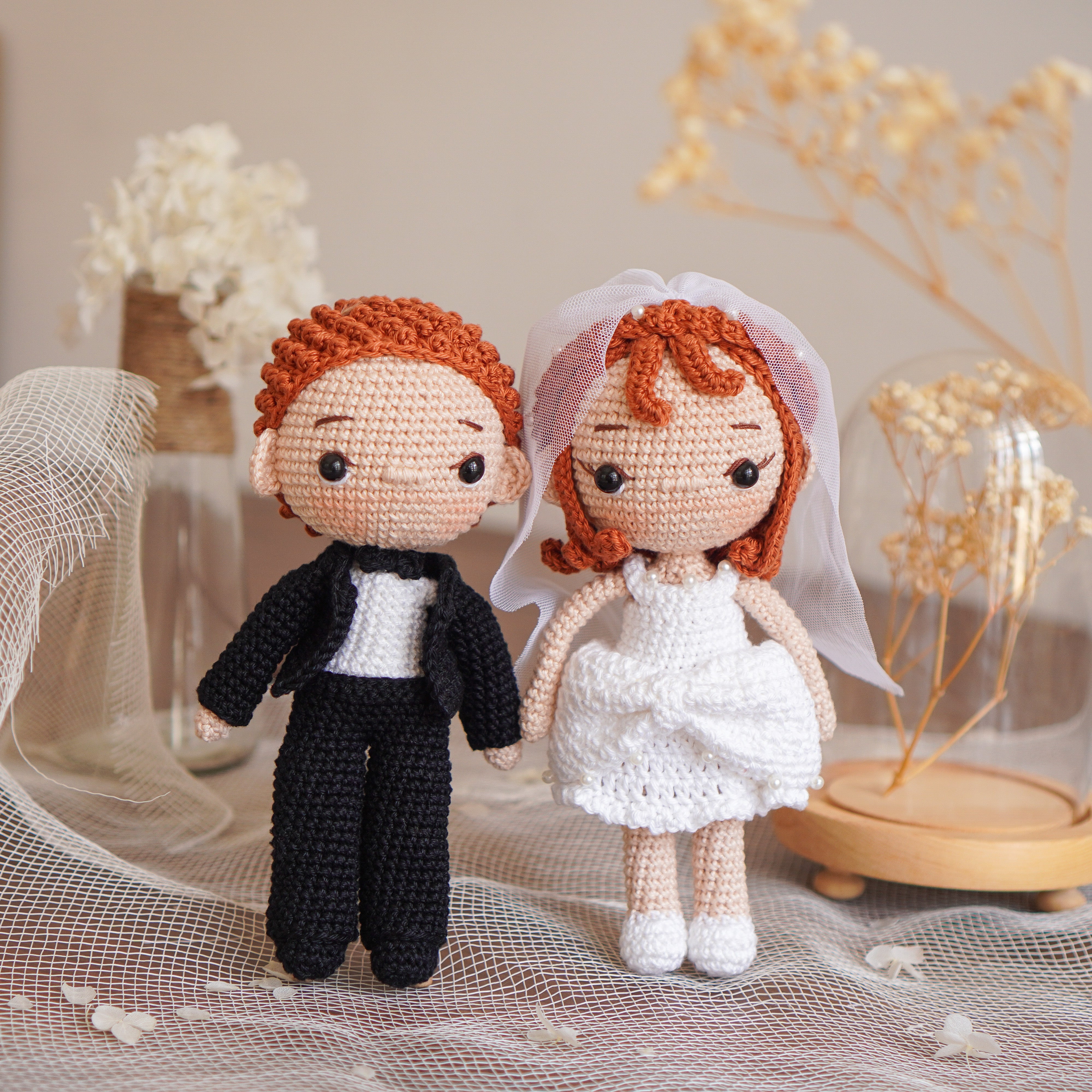 Wedding Couple Crochet Pattern by Aquariwool Crochet (Crochet Doll