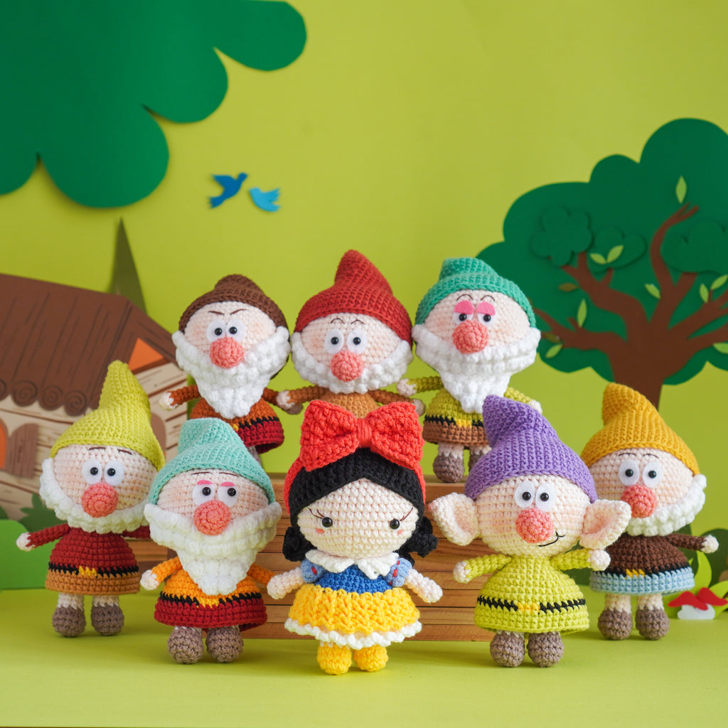 Snow White & the Seven Dwarfs (Amigurumi Pattern/Amigurumi Crochet Pat