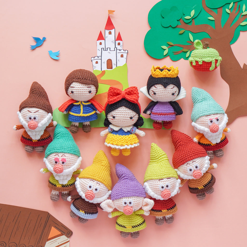 Snow White & the Seven Dwarfs (Amigurumi Pattern/Amigurumi Crochet Pat