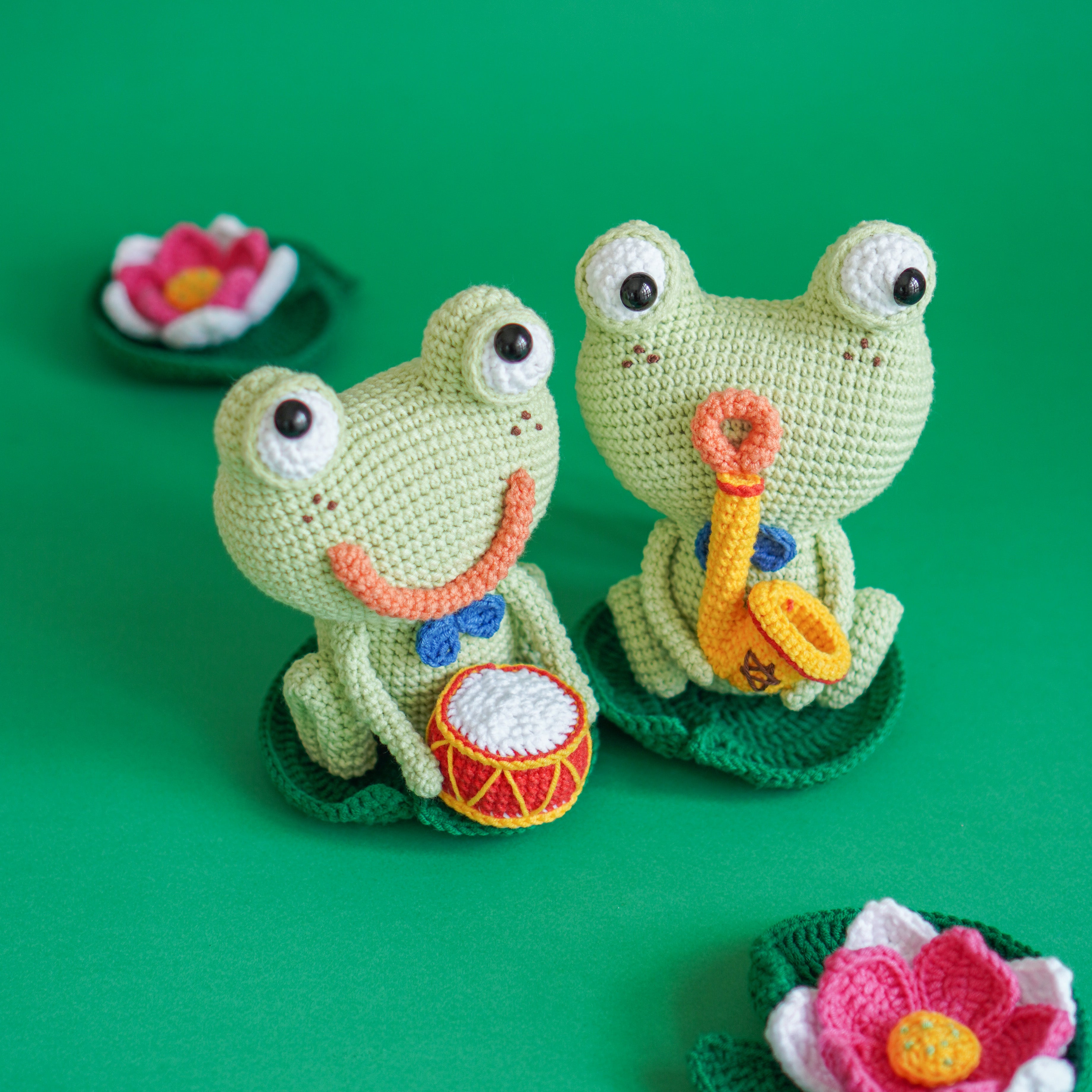 Dragonfly & 3 Frogs Crochet Pattern by Aquariwool Crochet (Crochet Doll Pattern/Amigurumi Pattern for Baby gift)