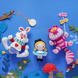 Alice au pays des merveilles (Amigurumi Pattern/Amigurumi Crochet Pattern/Crochet Amigurumi Pattern by Aquariwool)