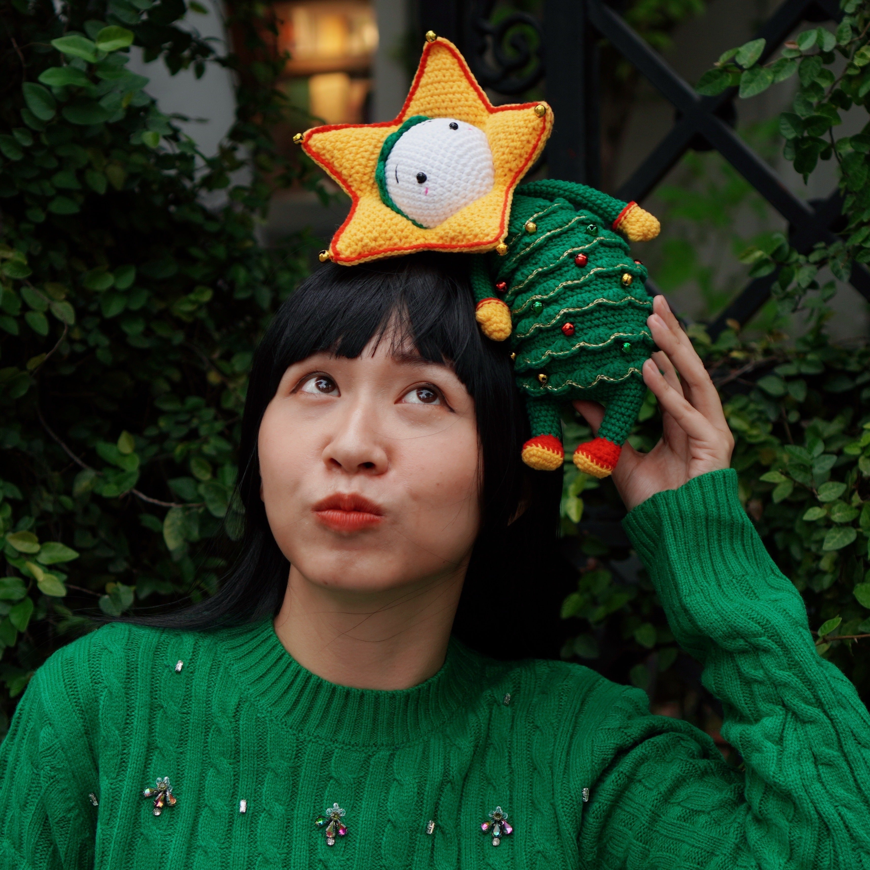 The Christmas Tree Crochet Pattern By Aquariwool Crochet Doll Pattern the-christmas-tree-crochet-pattern-by-aquariwool-crochet-doll-pattern