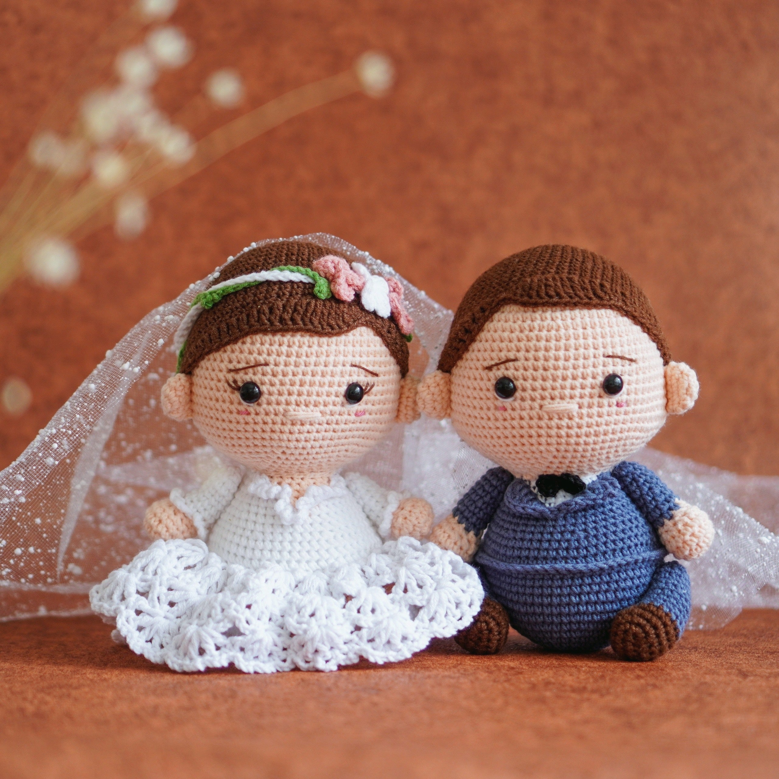 Wedding Couple Crochet Pattern by Aquariwool Crochet (Crochet Doll Pattern/Amigurumi Pattern for Baby gift)